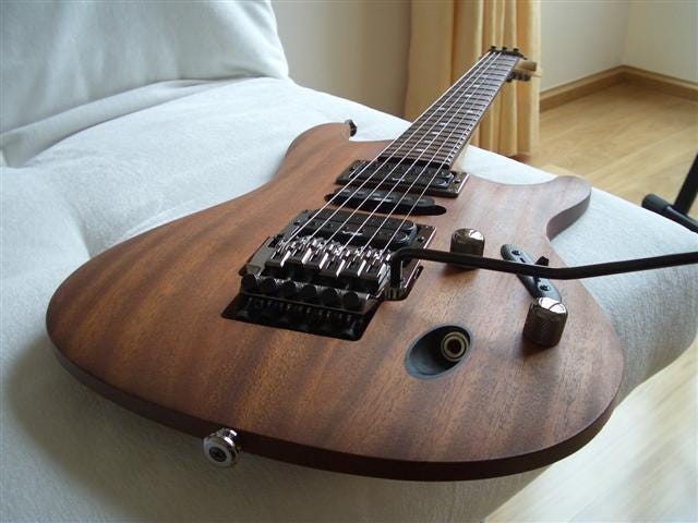 rocking guitar: ibanez s series