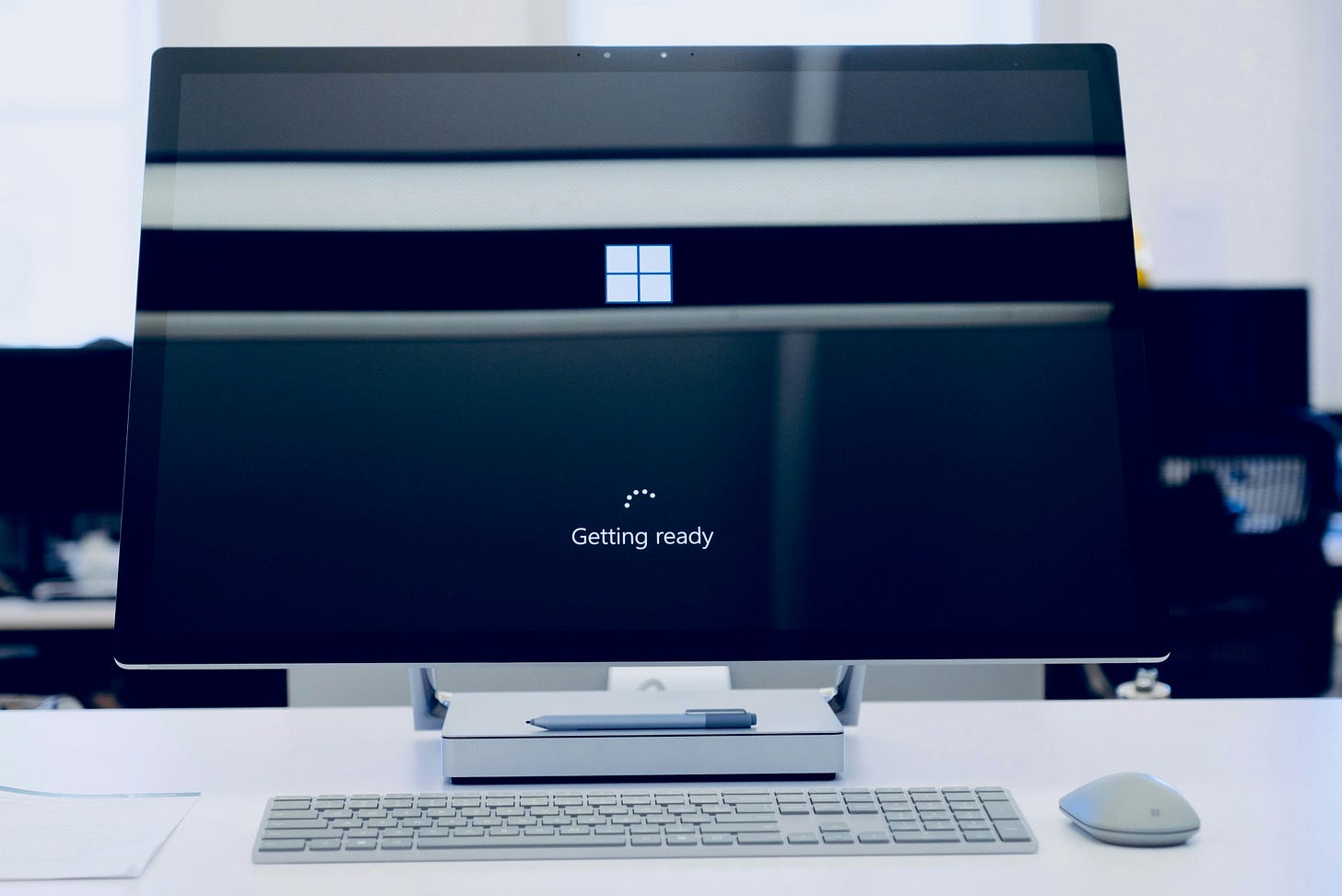A Windows PC displaying the “Getting ready” setup screen after a fresh installation.