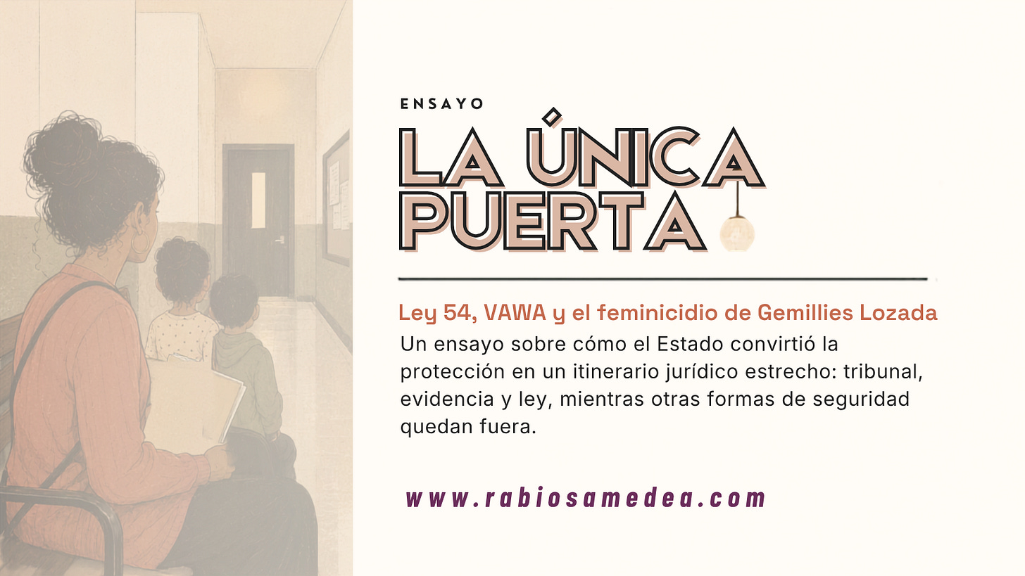 Ilustración de una mujer joven con dos niños pequeños esperando en un pasillo de un tribunal para que atiendan su caso de violencia doméstica Ilustración de una mujer joven con dos niños pequeños esperando en un pasillo de un tribunal para que atiendan su caso de violencia doméstica