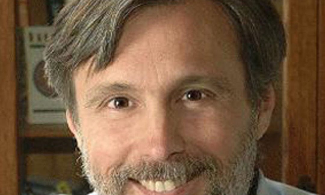 THOM HARTMANN: THE VOICE OF SANITY IN A SCREAMING WORLD