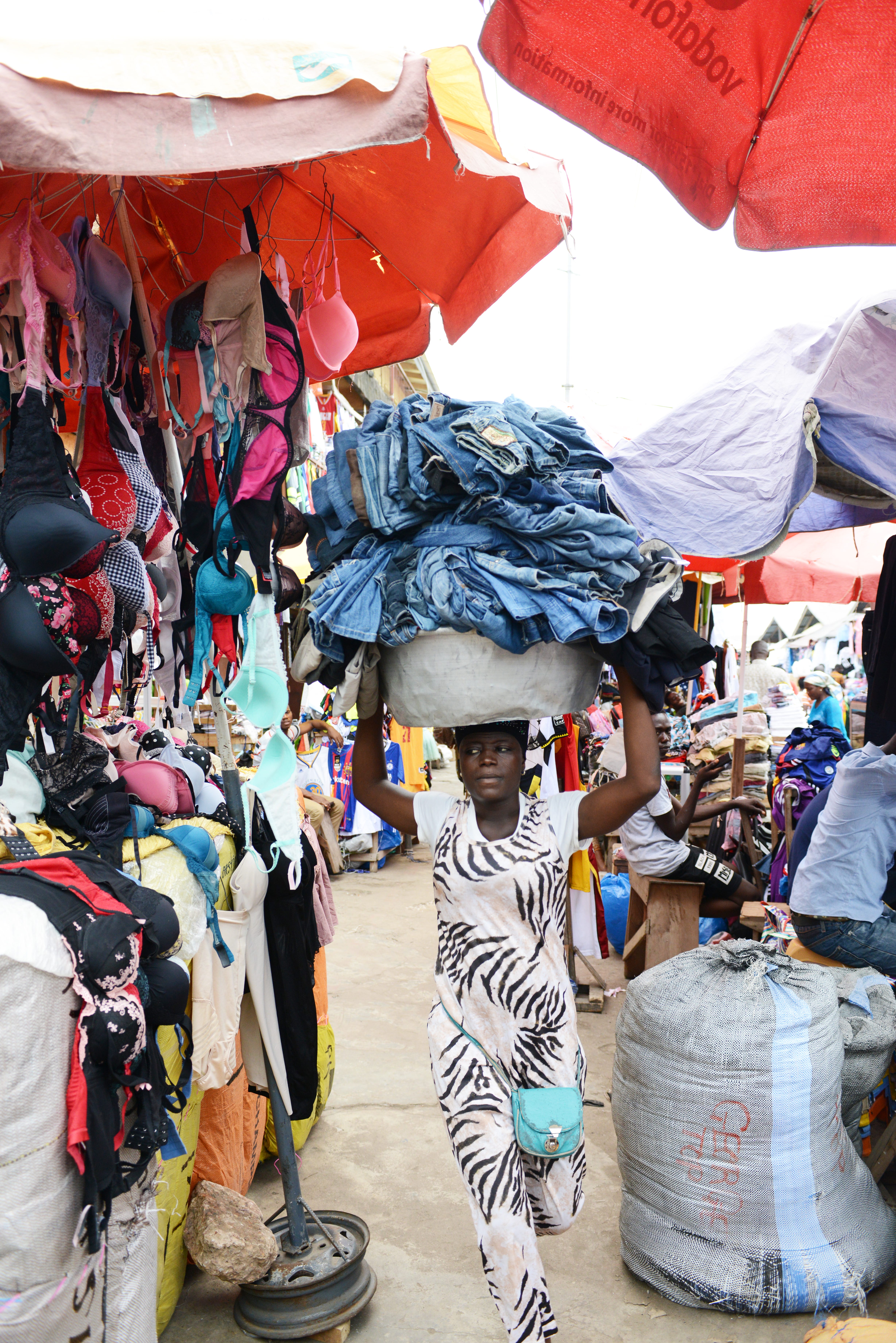 Danaé et le destin tragique de Zeus, image size:4912x7360