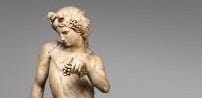 An Androgynous God: Beardless Dionysus in Ancient Greek and Roman Art Dorian Hansen Susquehanna University *** An Androgynous God: Beardless Dionysus in Ancient Greek and Roman Art Dorian Hansen Susquehanna University ***