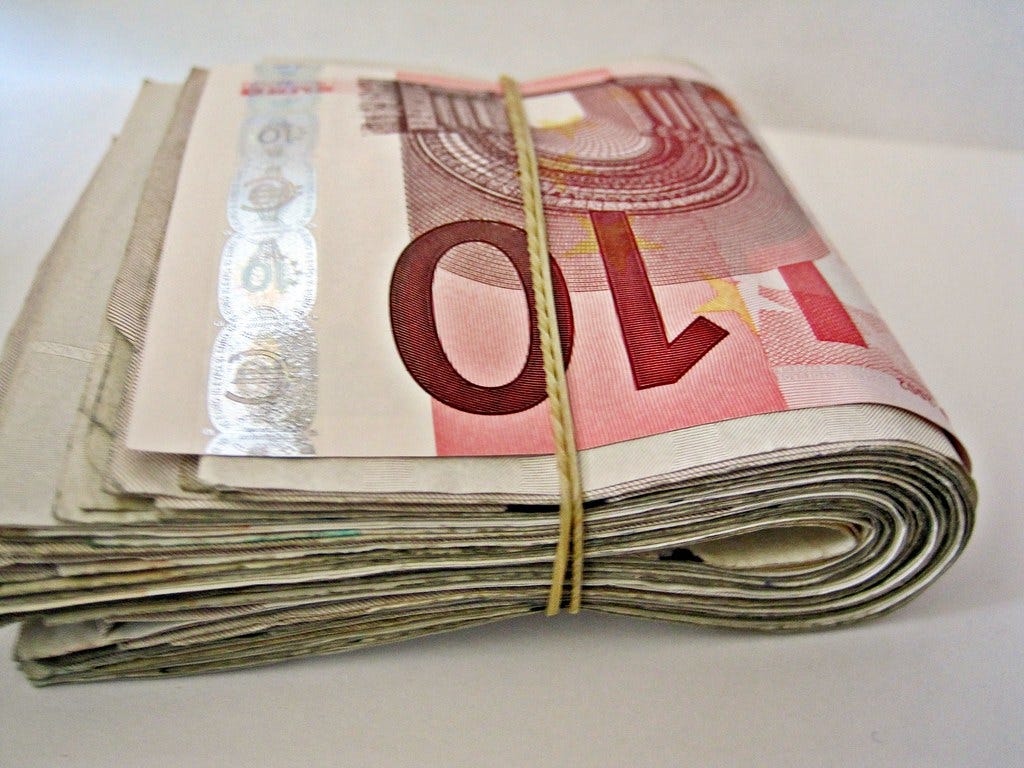 Lots of Euro Notes