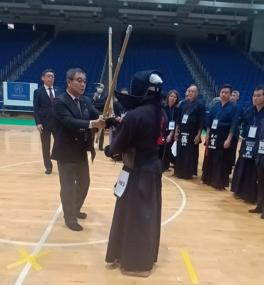 A person in a black robe holding a sword
AI-generated content may be incorrect. A person in a black robe holding a sword
AI-generated content may be incorrect.