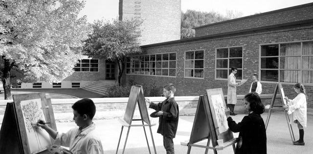 Crow Island Elementary School (1940) *