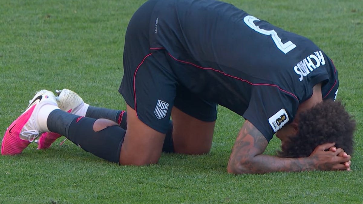 Belgium too strong for U.S., wins 4-1 to knock co-hosts out