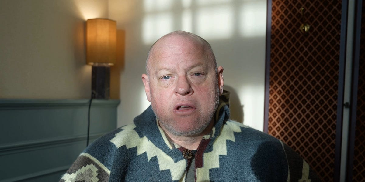 ICE, Minneapolis, Long Guns, Greenland/Denmark, Netherlands, Israel, OrangeObama, Christian Zionists, Information Combat