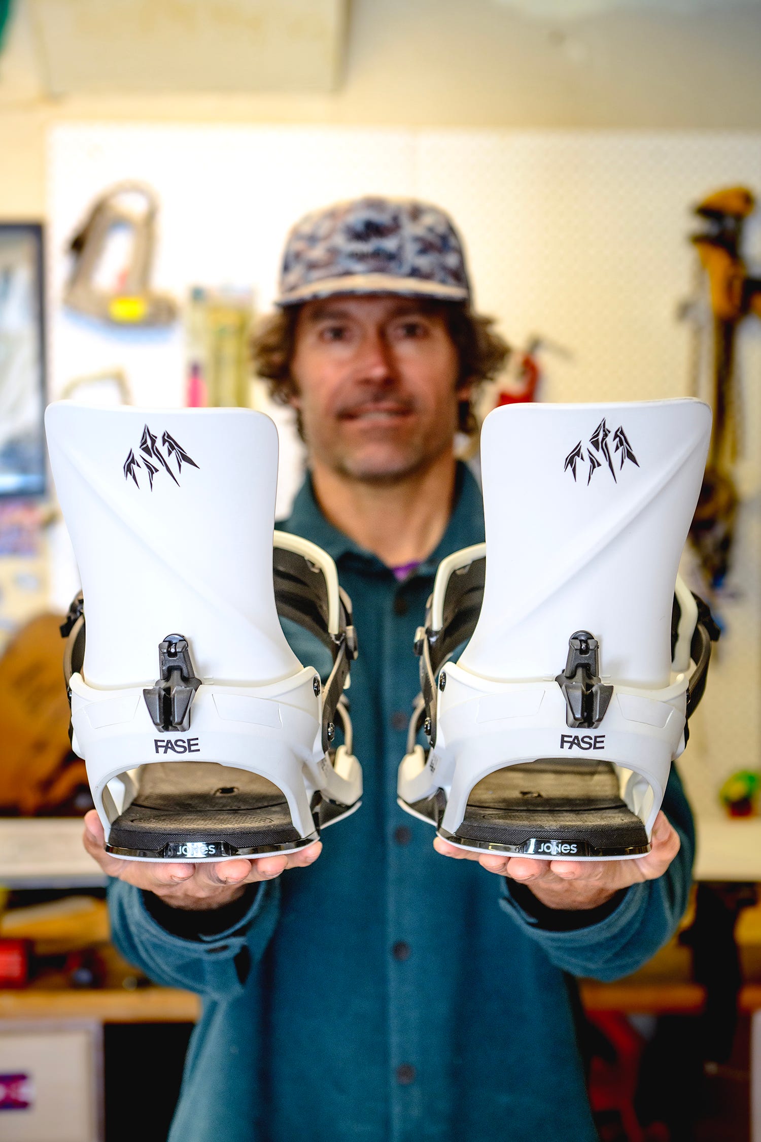 FASE Binding System Review - that snowboarding blog