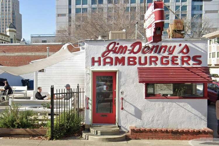 Jim_Dennys_Hamburgers_Sacramento