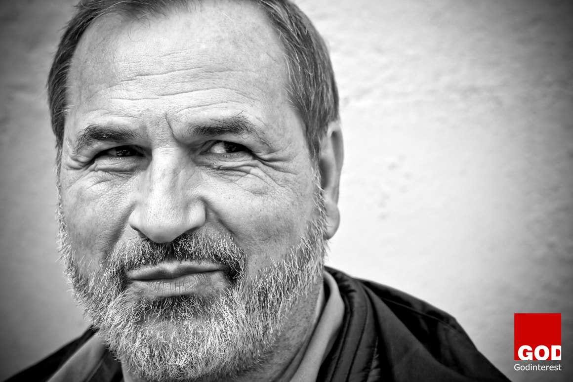 What was Jesus one commandment?