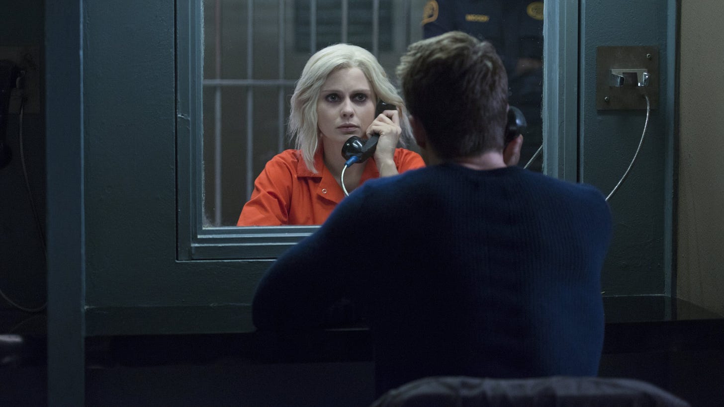 iZombie starring Rose McIver, Malcolm Goodwin, Rahul Kohli, Robert Buckley, David Anders, Aly Michalka, Bryce Hodgson, Robert Knepper. Click here to upgrade and read it.