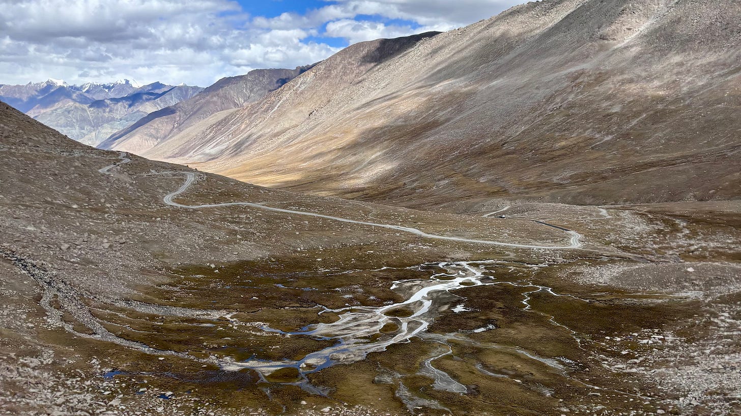 a picture of a high pass of ladakh