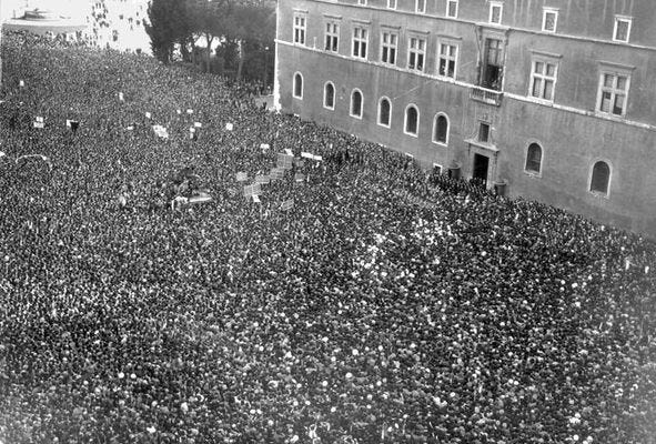 Mussolini's Balcony - Atlas Obscura Mussolini's Balcony - Atlas Obscura