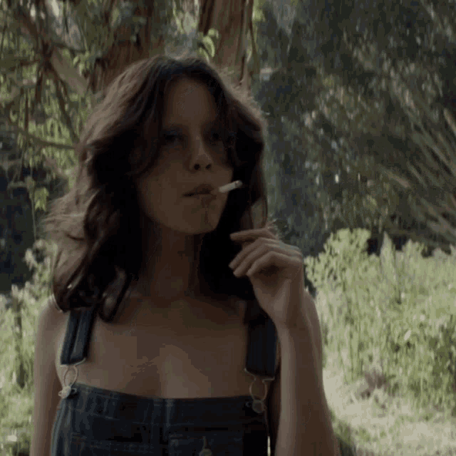 Mia Goth A24 GIF - Mia Goth A24 - Discover & Share GIFs