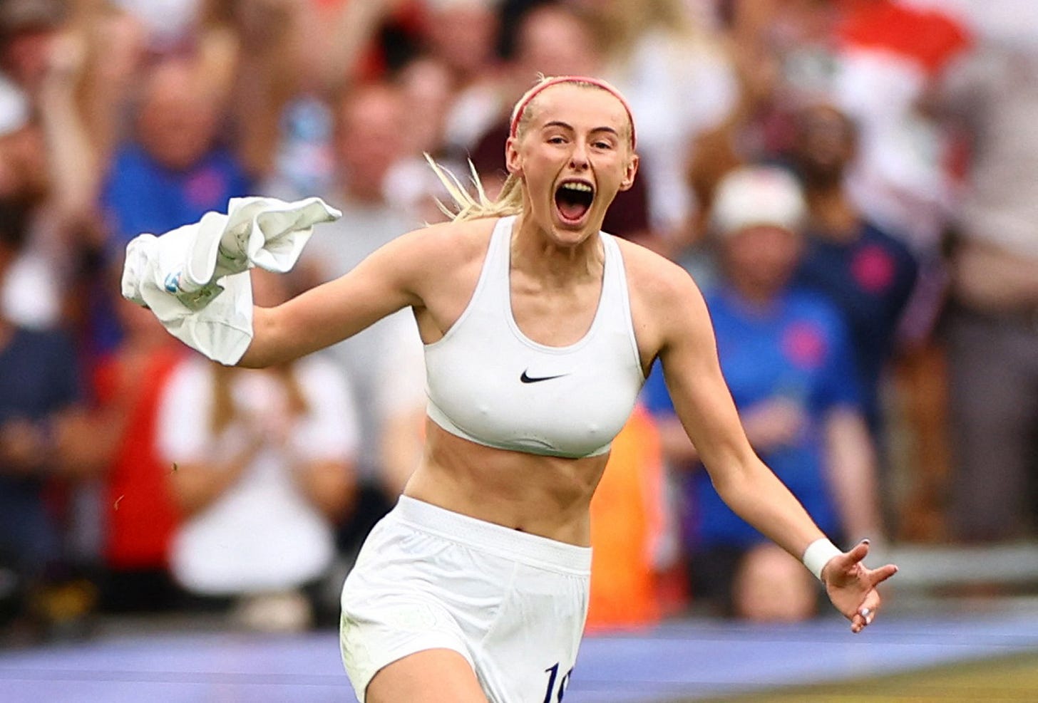 Gary Lineker deletes 'misogynist' tweet about England's bra celebration