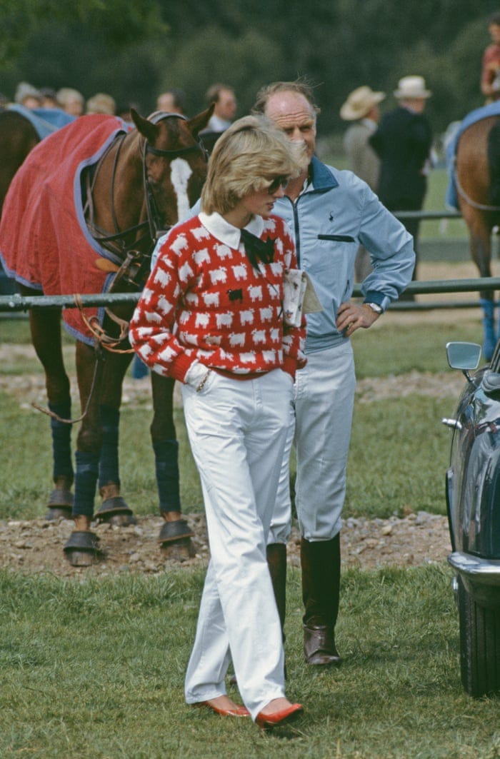 Diana's black sheep jumper fetches auction record $1.1m in New York | Diana,  Princess of Wales | The Guardian
