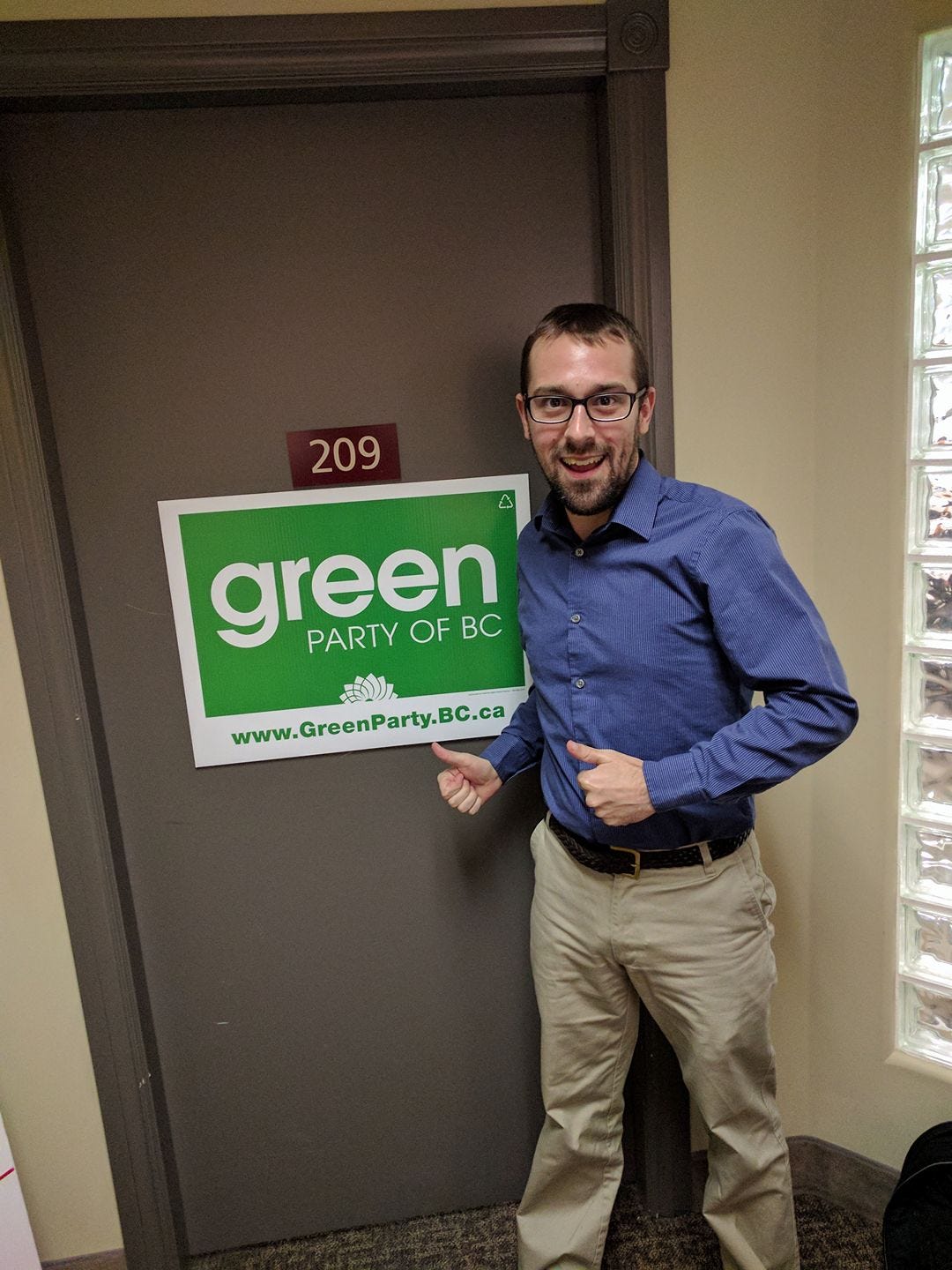 No photo description available.