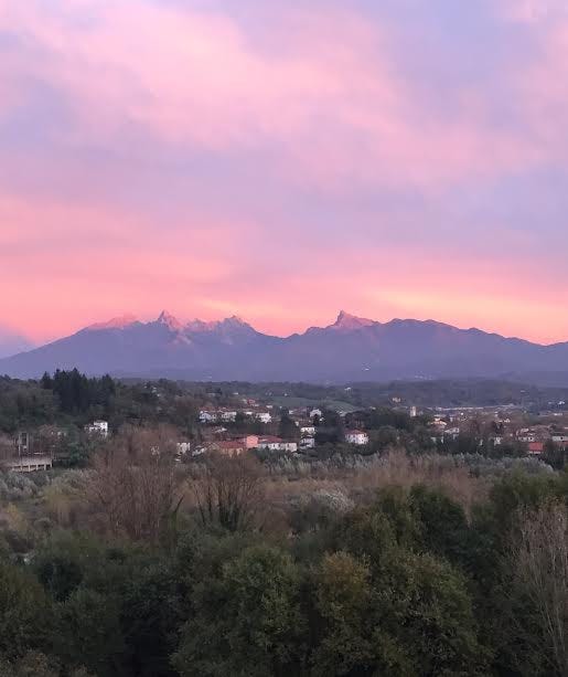 apuan-alps-sunset apuan-alps-sunset