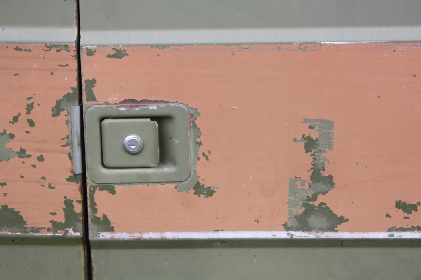 Trailer door at the farm