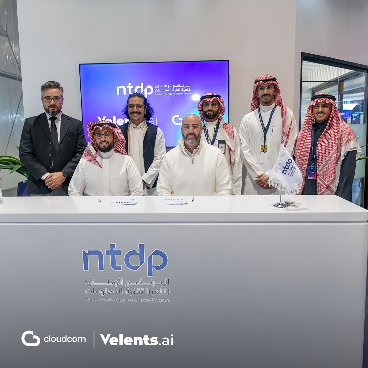 No alternative text description for this image