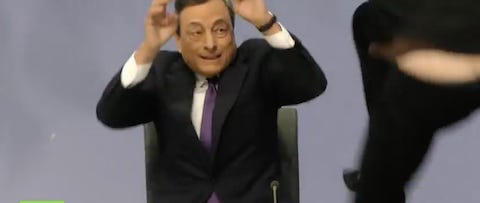 draghi-femen draghi-femen