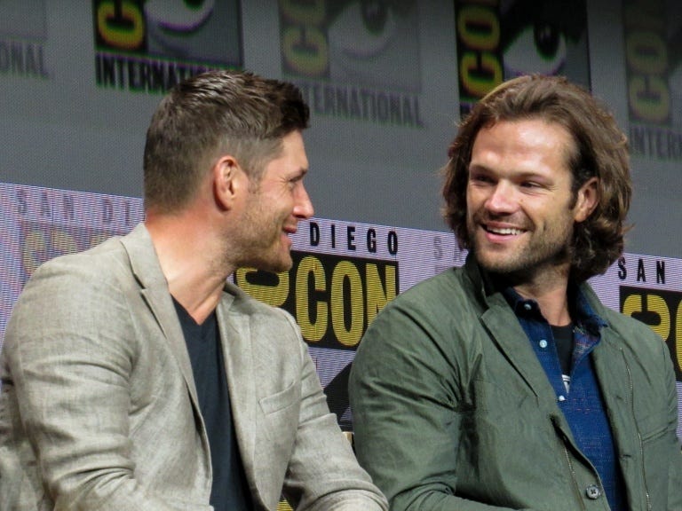 supernatural jared padaclecki jensen ackles comic con panel 2017 768x576-003 supernatural jared padaclecki jensen ackles comic con panel 2017 768x576-003