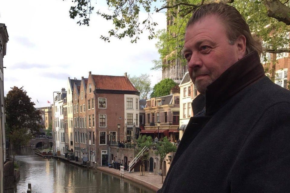 Marcel Pisano stond bekend als een kleurrijk figuur én creatieve duizendpoot. Marcel Pisano stond bekend als een kleurrijk figuur én creatieve duizendpoot.