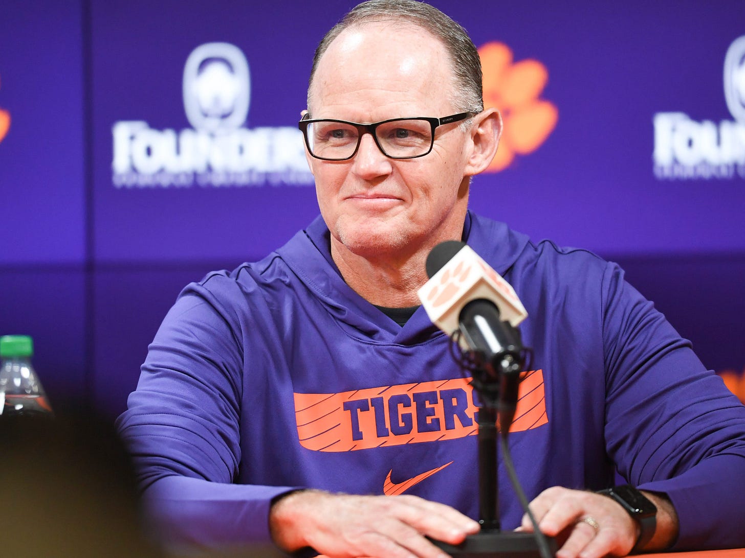 Clemson football: Tom Allen emotional over family reaction to move