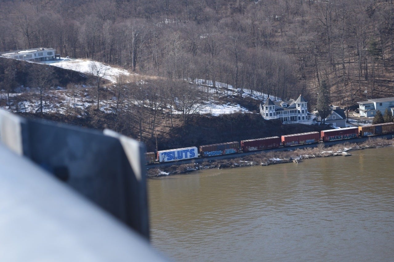 #spotted from the walkway from 🔚 #spotted from the walkway from 🔚