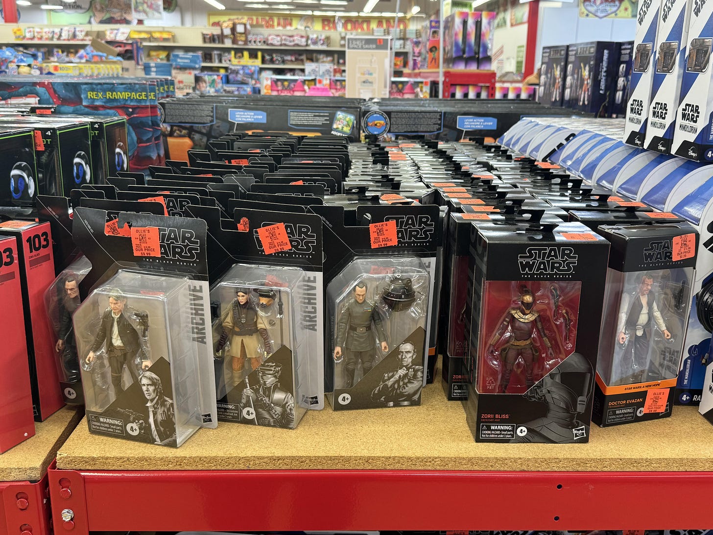 Ollies Bargain Store had a ton of random TBS figures! : r/starwarsblackseries Ollies Bargain Store had a ton of random TBS figures! : r/starwarsblackseries