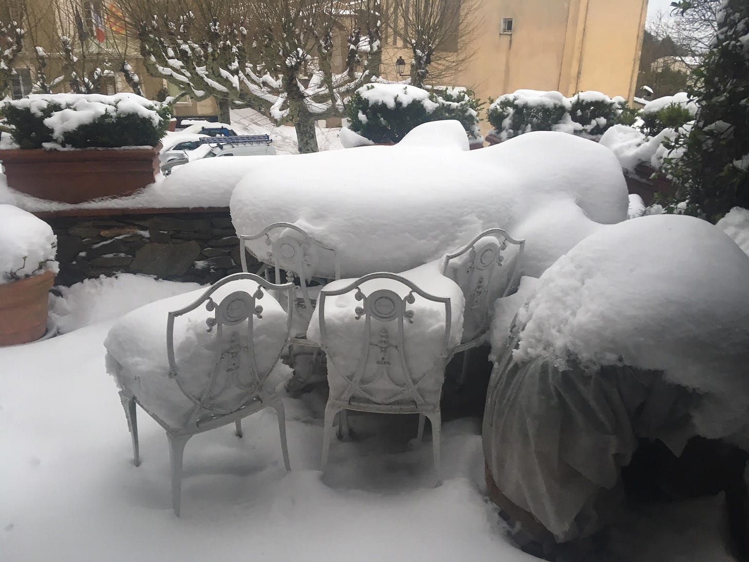 snow-in-south-of-france-apr-2018 snow-in-south-of-france-apr-2018