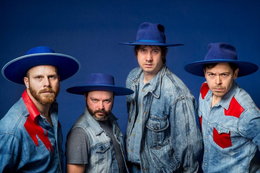 Bleu Jeans Bleu pour le Nouvel An | La Presse