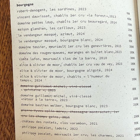 Wine and beverages at Eme restaurant in Paris