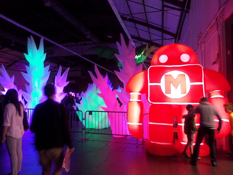 Inflatable Illuminations and Makerbot Inflatable Illuminations and Makerbot