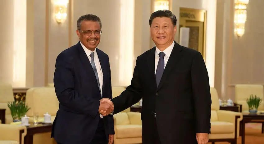 Tedros Adhanom Ghebreyesus, direktur jenderal dari Badan Kesehatan Dunia dan Presiden Xi Jin Ping