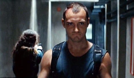 Repo Men inside