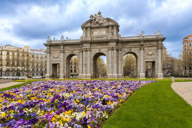6,800+ Spring In Madrid Stock Photos, Pictures & Royalty-Free Images - iStock 6,800+ Spring In Madrid Stock Photos, Pictures & Royalty-Free Images - iStock