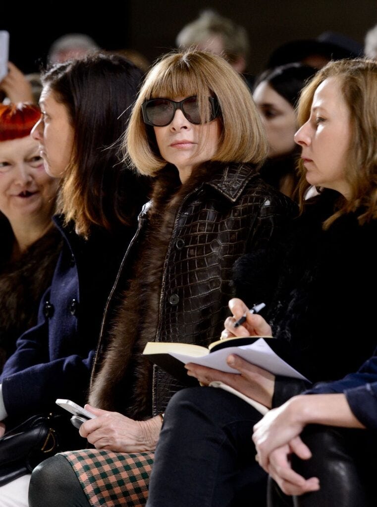 anna wintour deixacargo de editora chefe da vogue us
