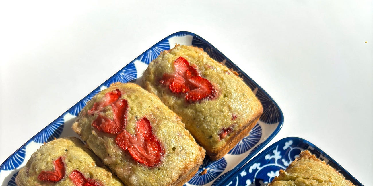 Easy Matcha Strawberry Mini Loaves: Your perfect morning treat!