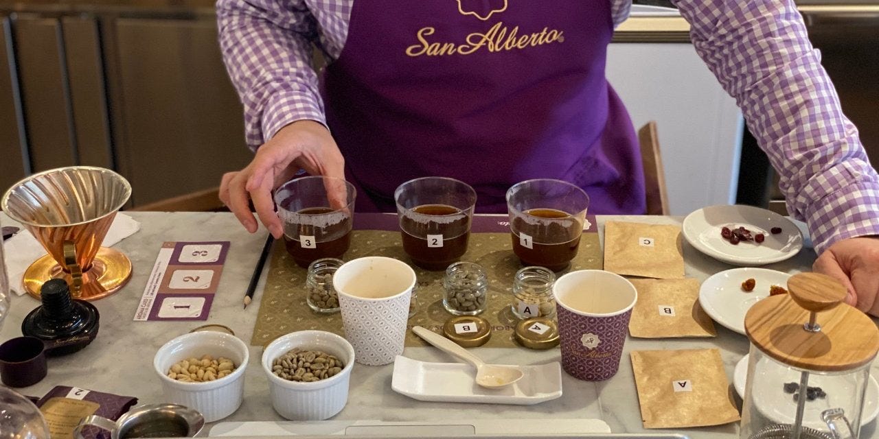 https://pure-travelgroup.com/wp-content/uploads/2021/02/Colombia_Coffee-tasting-virtual-e1614275473599.jpg