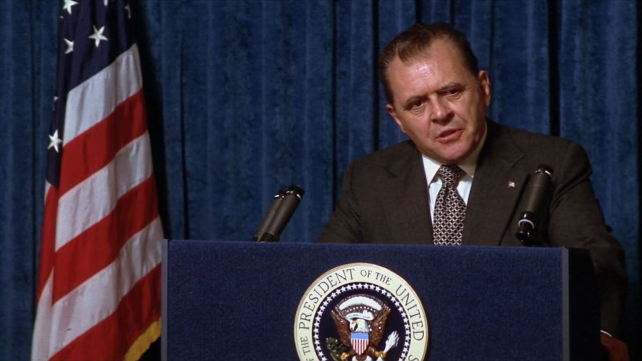 Nixon (película 1995) - Tráiler. resumen, reparto y dónde ver. Dirigida por  Oliver Stone | La Vanguardia