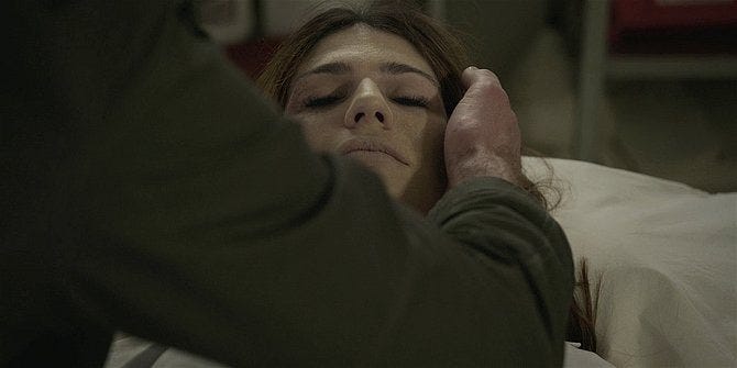 Walker touching dead wife Emilys head Jared Padalecki and Gen Padalecki. Walker touching dead wife Emilys head Jared Padalecki and Gen Padalecki.