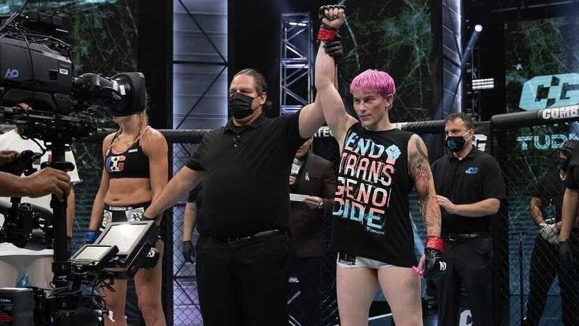 Transgender fighter Alana McLaughlin submits Celine Provost in MMA debut - ESPN Transgender fighter Alana McLaughlin submits Celine Provost in MMA debut - ESPN