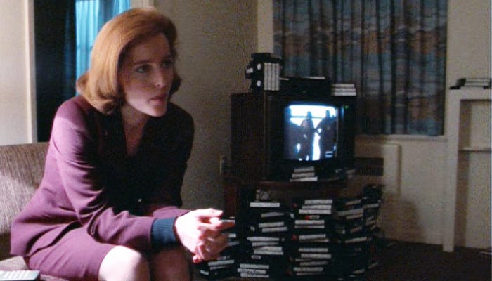 Oh So Geeky: X-Files Xtras: Thoughts on Season 3