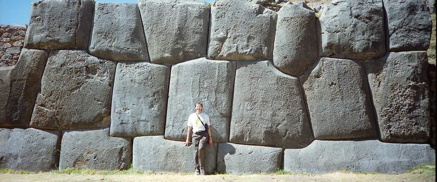 125 ton stone perfectly placed at Sacsayhuaman Peru — an incredible feat of  megalithic masonry : r/AncientCivilizations