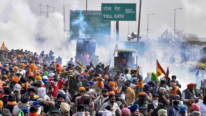Delhi Police issues traffic advisory in view of farmers' protest - India  Today
