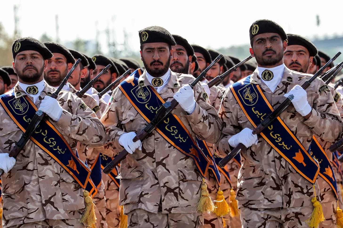 Tougher U.S. Sanctions Will Enrich Iran's Revolutionary Guards – Foreign Policy Tougher U.S. Sanctions Will Enrich Iran's Revolutionary Guards – Foreign Policy