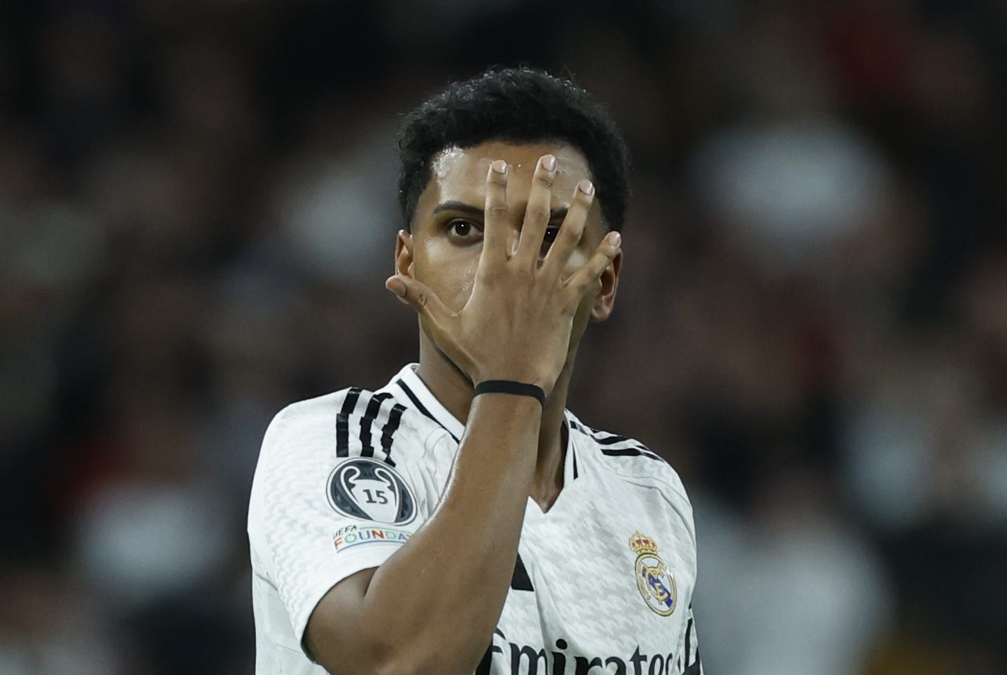 Liverpool ready to rival Arsenal in Rodrygo Goes transfer race