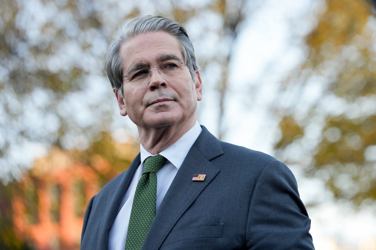 Scott Bessent, US treasury secretary, speaks to members of the media outside the White House in Washington, DC, US, on Wednesday, Nov. 5, 2025.