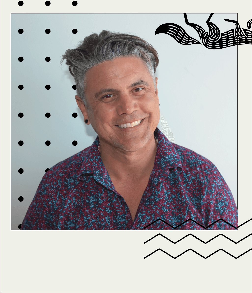 A person smiling at the camera

AI-generated content may be incorrect.